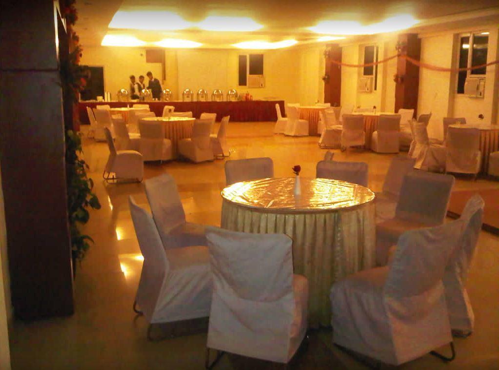 Hotel Swagat Palace Bhiwadi Ngoại thất bức ảnh